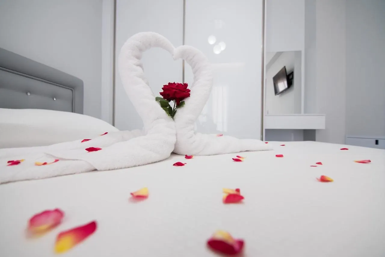 Apartment Rafaela Suites Flogita Greece