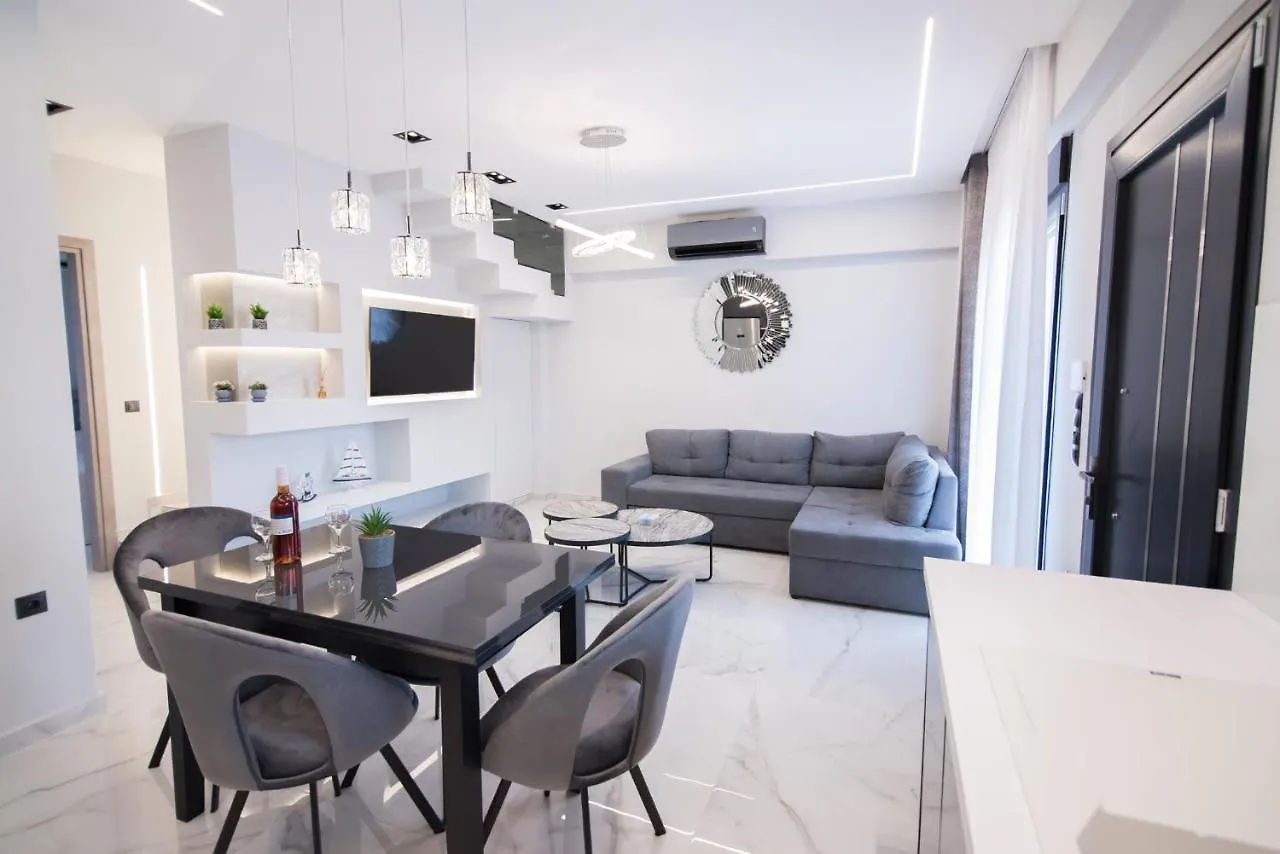Rafaela Suites Flogita